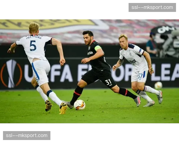 德甲与德乙上赛季合计营收首次突破60亿欧元,同比增长7.9% 德甲与德乙上赛季合计营收首次突破60亿欧元,同比增长7.9%