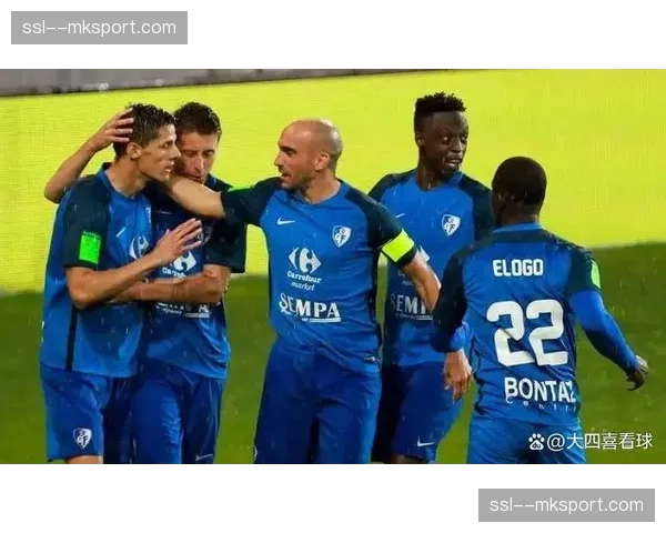 深度复盘：巴黎4-2战胜里昂一役，巴黎在2-2后改用针对性盯人锁定胜局