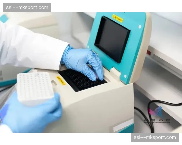 德国足球职业联盟宣布，下赛季起将试行场内“安全站立看台”扩大计划